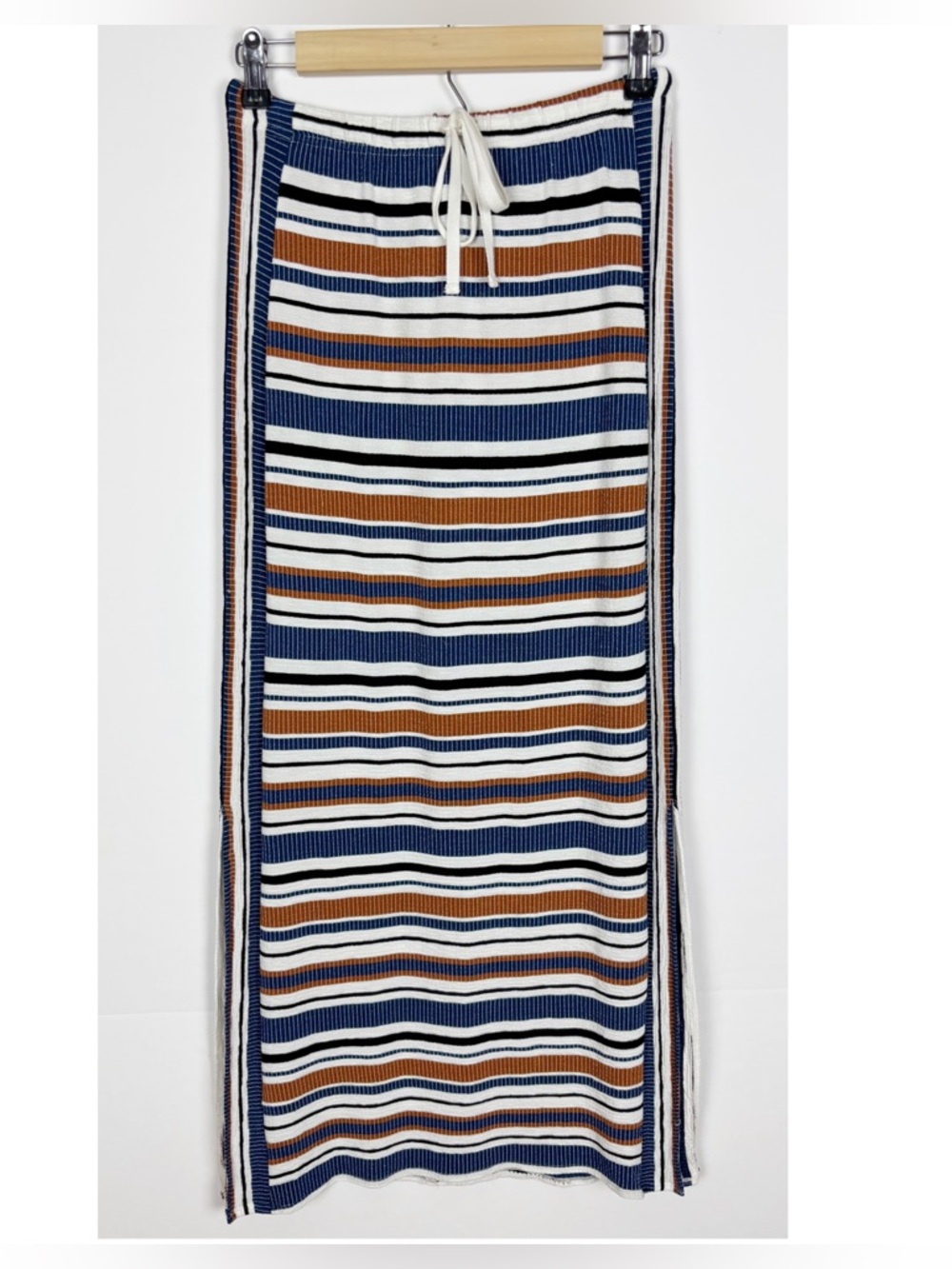 Max Studio Striped Knit Maxi Skirt Size XS Side Slits Boho - Picture 1 of 6